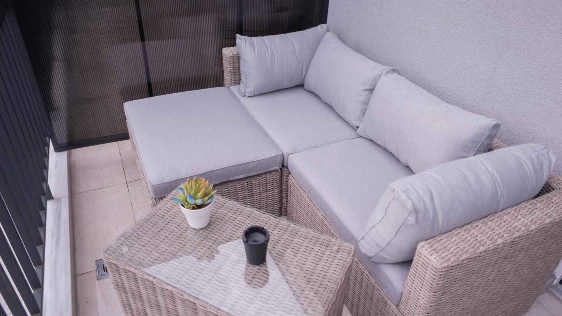 Thesspacious Apartment Thessaloníki Grekland